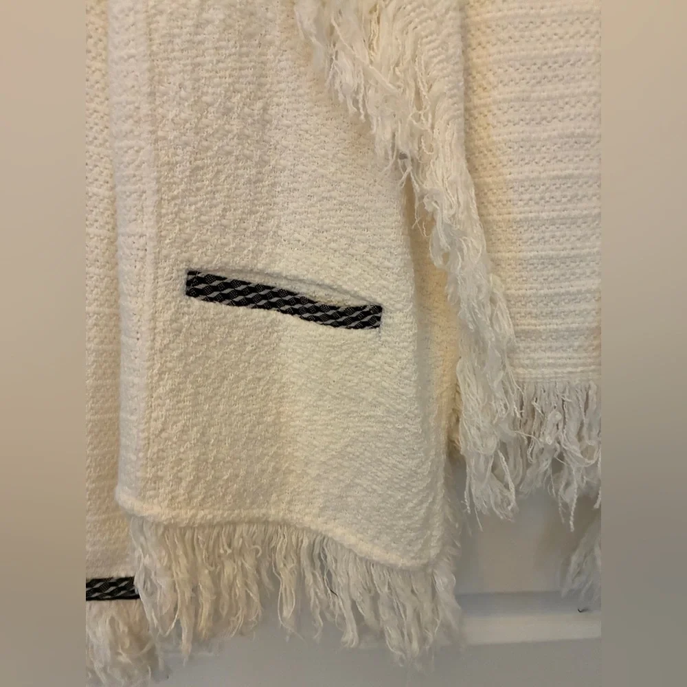Mic & Zoe Statement Fringe Mix Knit Jacket in Classic Cream White‎ Sz PL